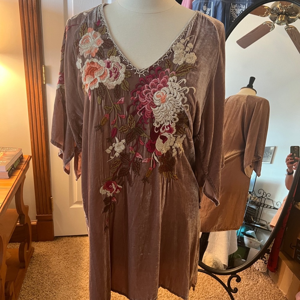 Johnny Was Floral Embroidered Velvet Dress or Tunic!